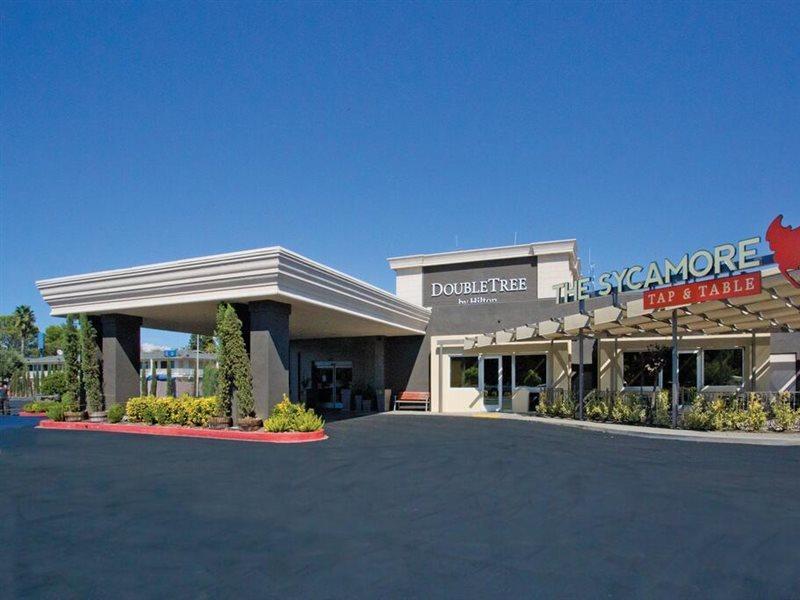 Отель Doubletree By Hilton Chico, Ca Экстерьер фото