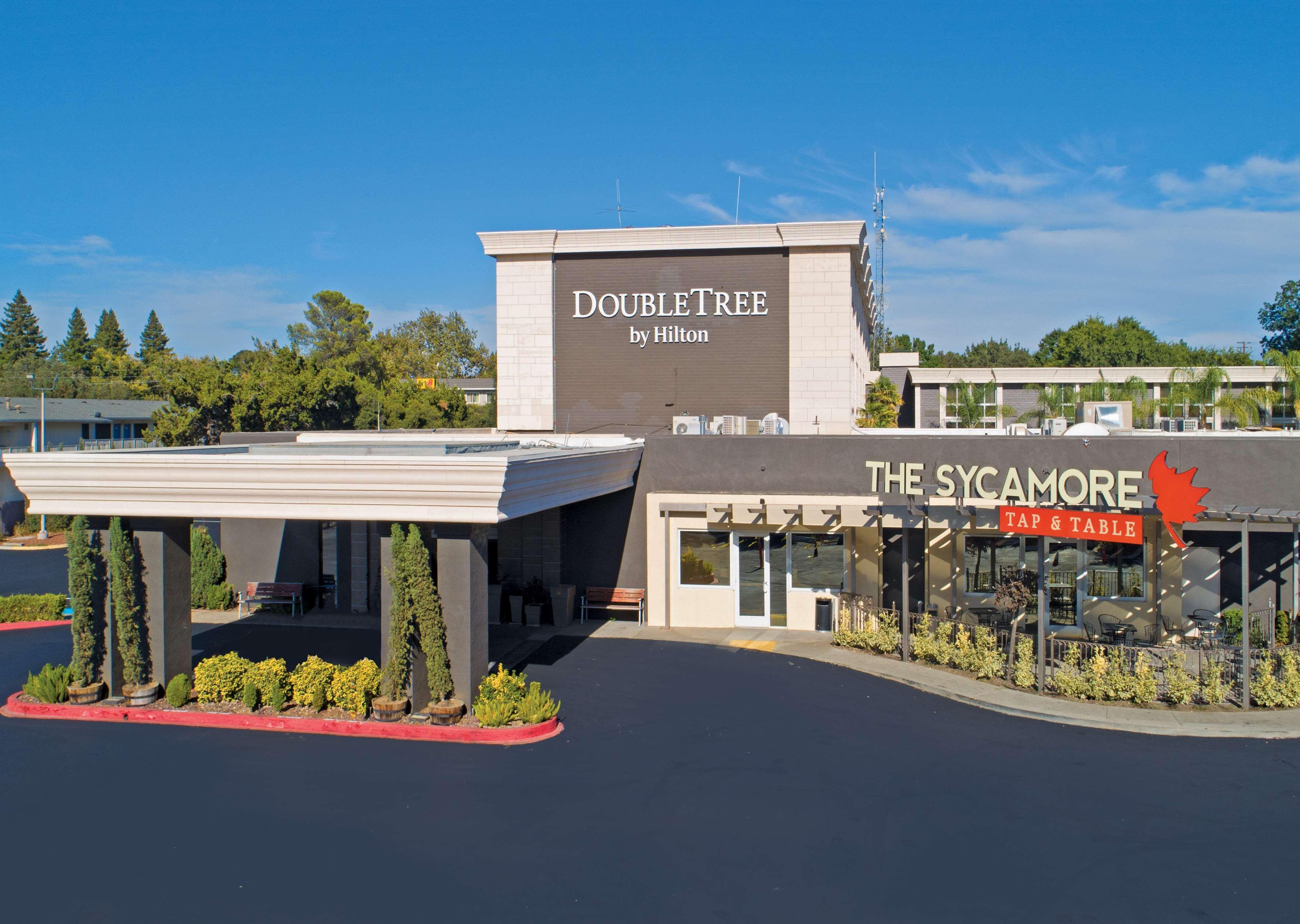Отель Doubletree By Hilton Chico, Ca Экстерьер фото