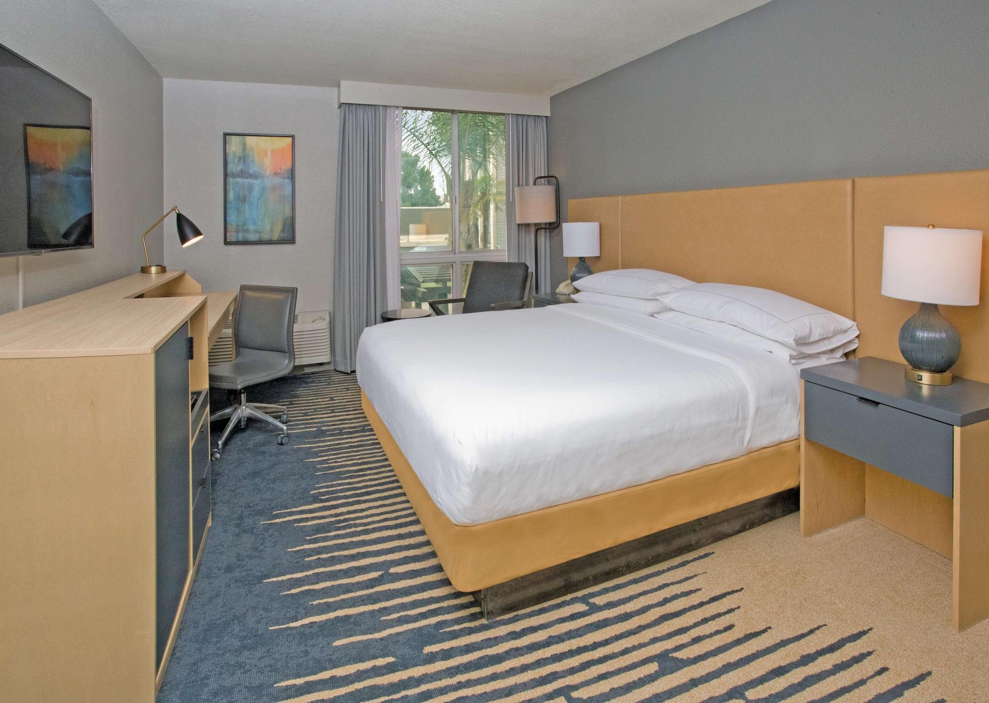 Отель Doubletree By Hilton Chico, Ca Экстерьер фото